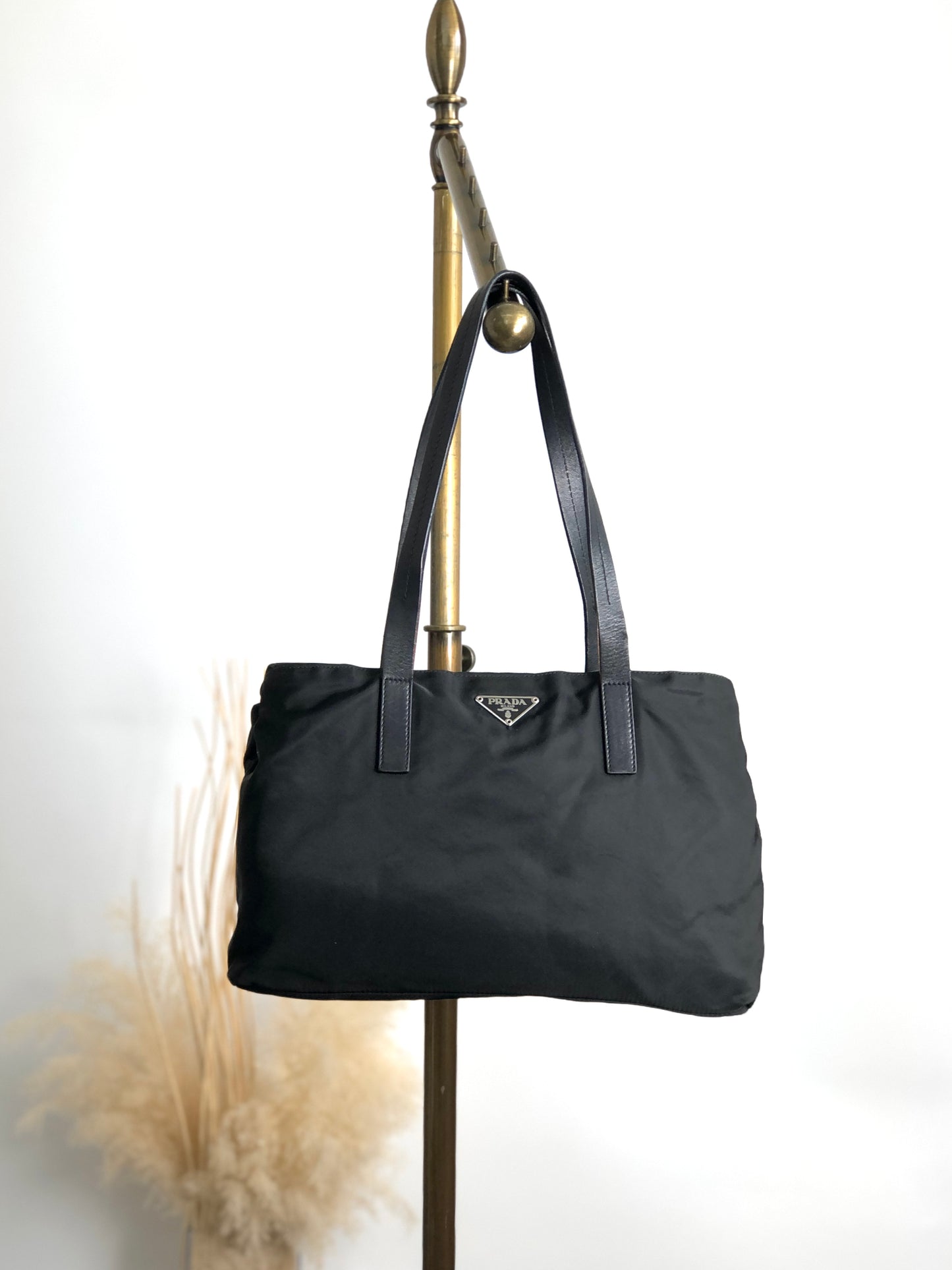PRADA Tessuto Triangle Logo Totebag Black Vintage 6dyded