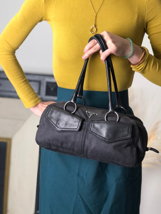 PRADA Triangle Logo Front Pocket Small Boston bag Handbag Black Vintage 7uz66d