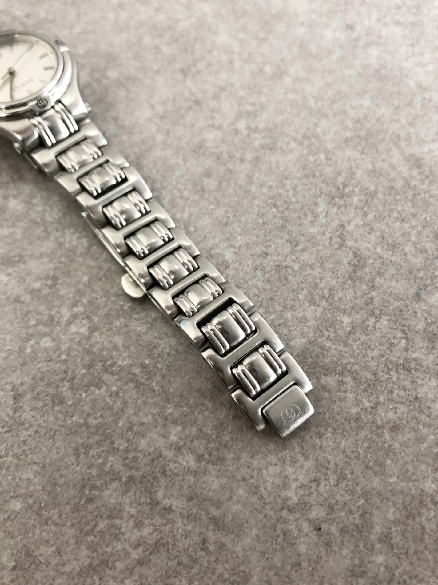 GUCCI GG Watch Silver 9040L Vintage 8xaiw7