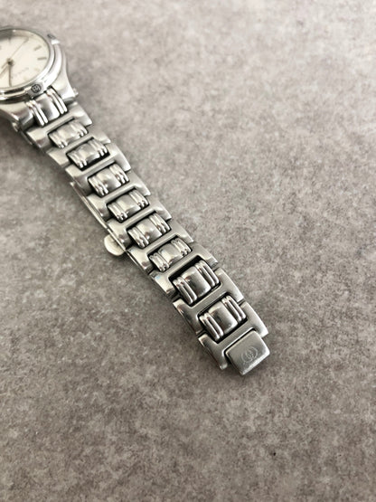 GUCCI GG Watch Silver 9040L Vintage 8xaiw7