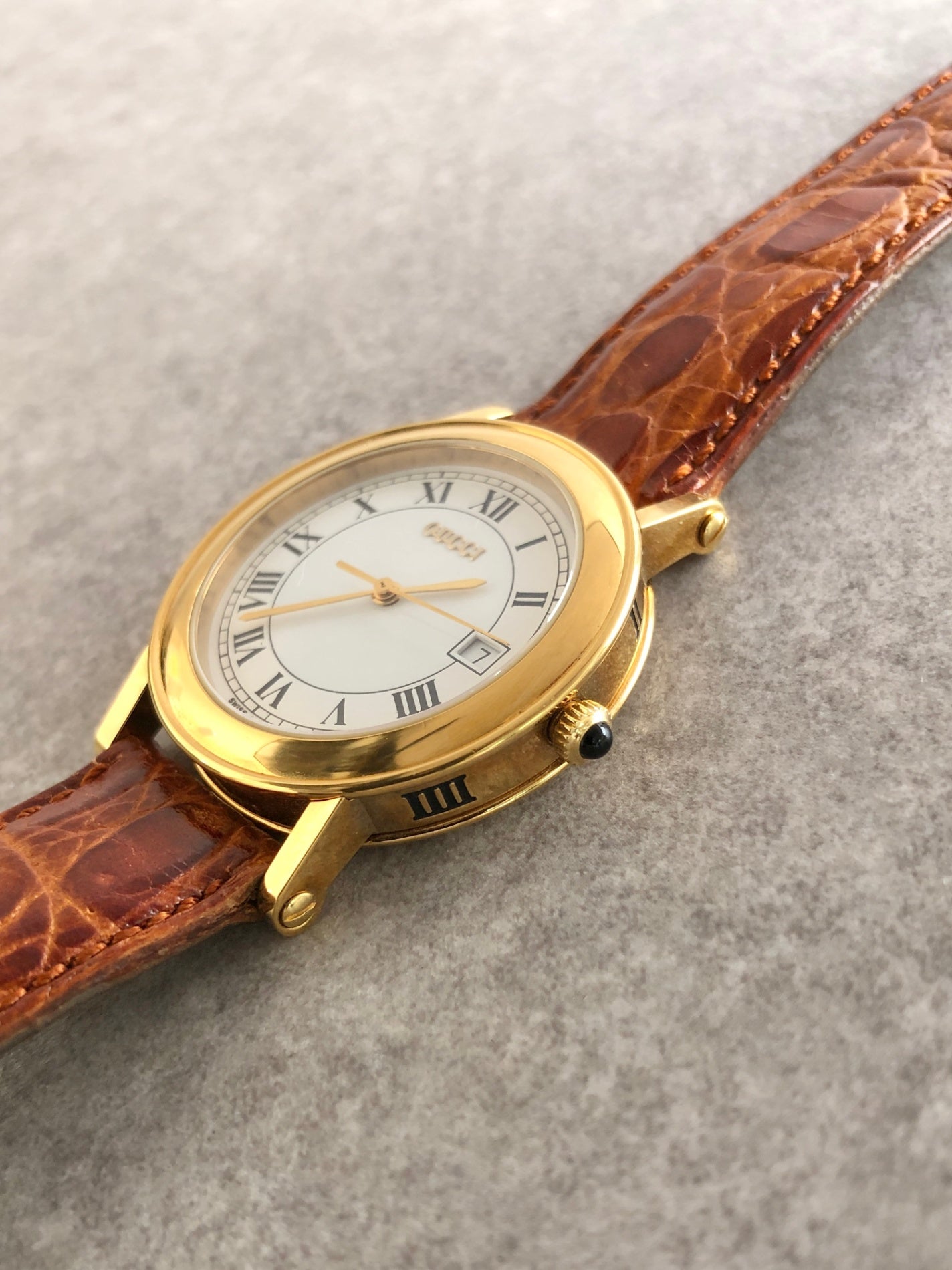 GUCCI Logo Watch Gold×Brown Vintage 4aruag