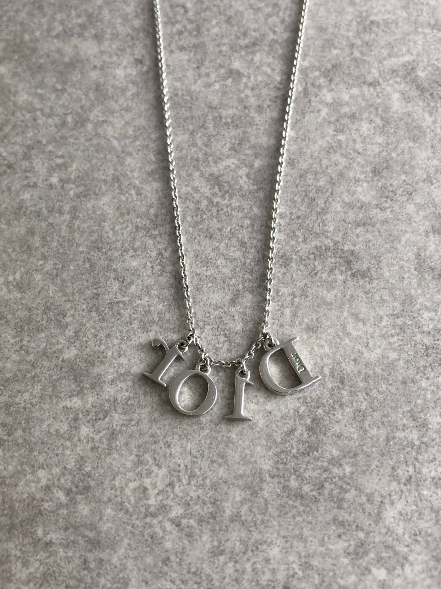 Christian Dior Logo Charm Necklace Silver Vintage fpf7en