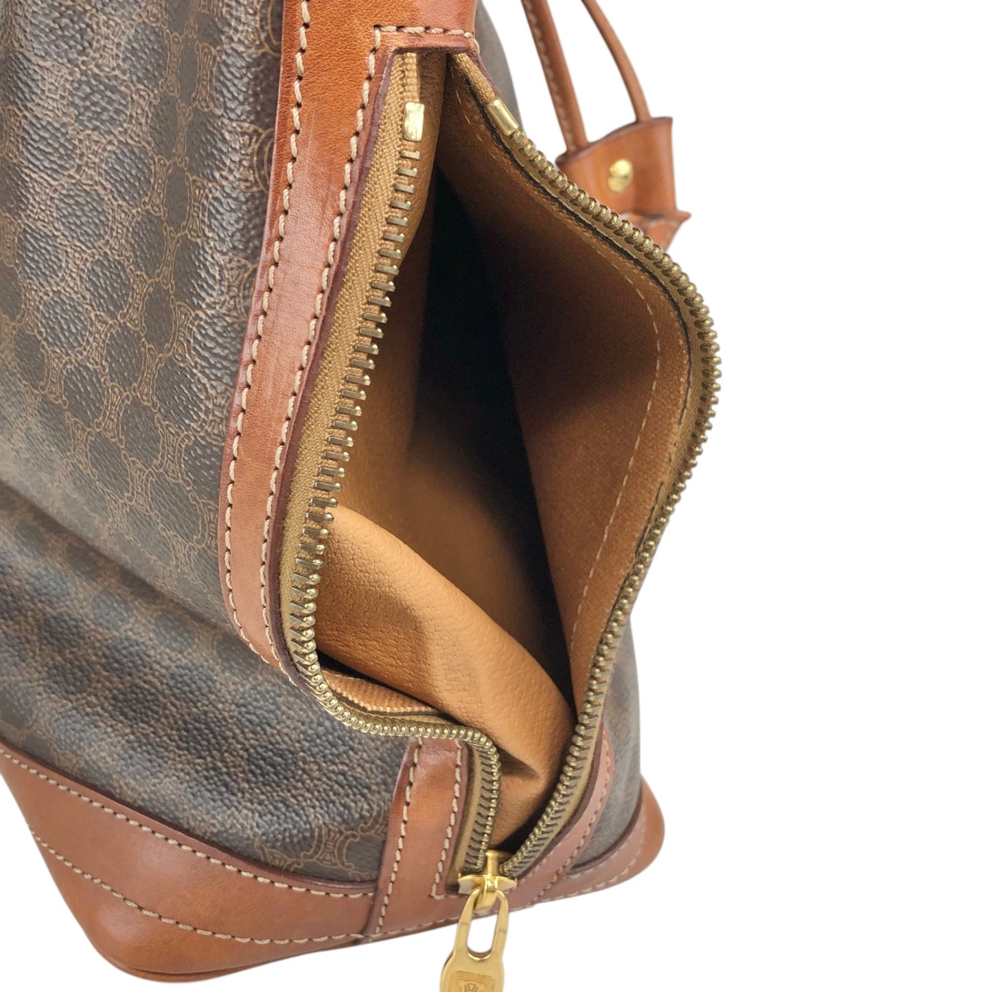 CELINE Macadam Blason Drawstring Shoulder bag Brown Vintage fmd3v6