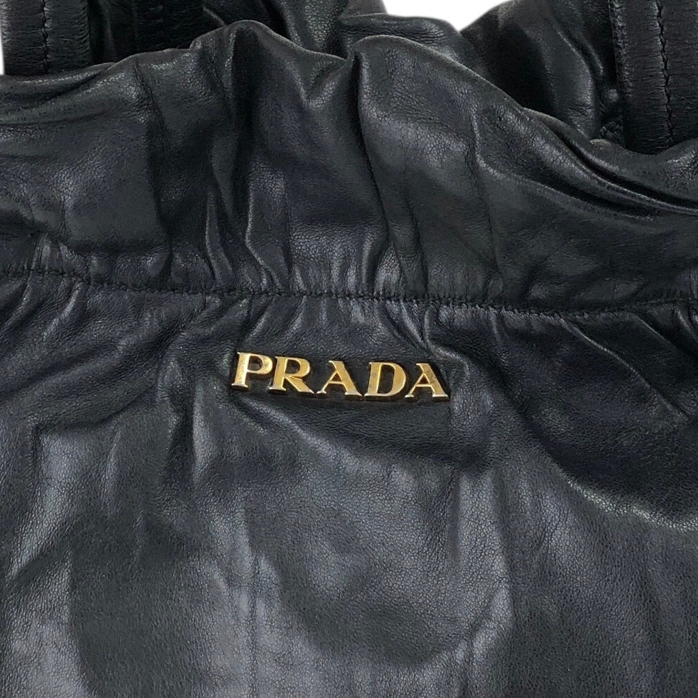 さりげなさ♪◇Logo コート◇PRADA Prada Re-Nylon Slip-On Sneakers | Saks Fifth Avenue