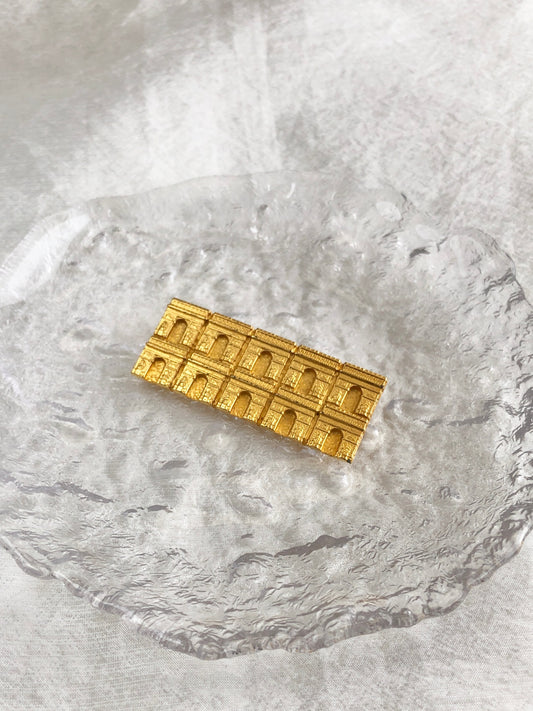 CELINE Arc de Triomphe Brooch Gold Vintage uegk83