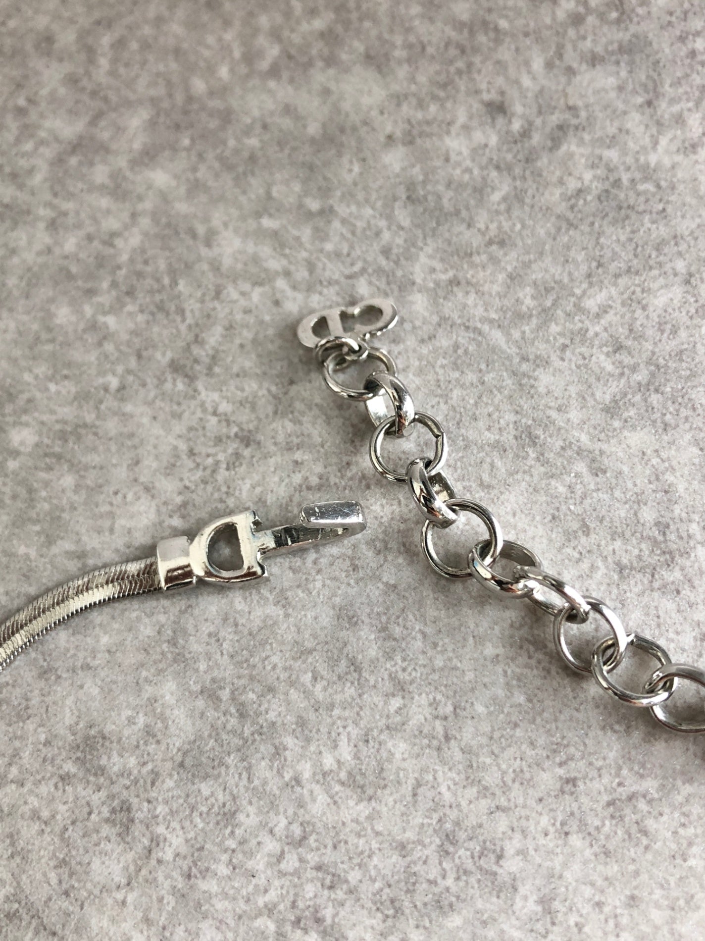 Christian Dior CD Logo Ribbon Necklace Silver Vintage xxdfsh