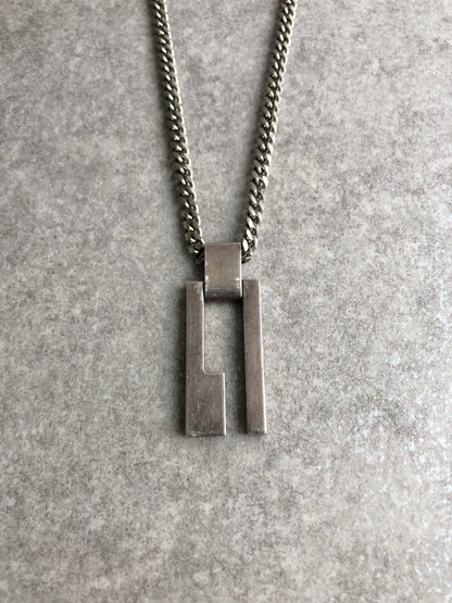 GUCCI Logo Motif Necklace Silver Vintage h2i3y7