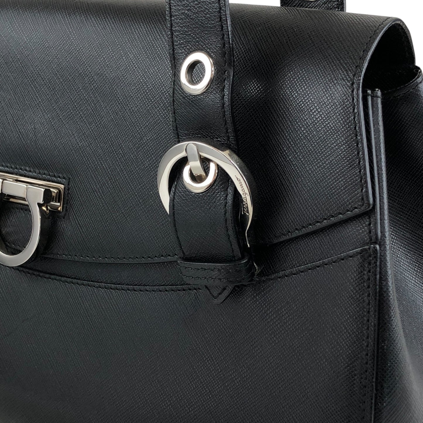 Salvatore Ferragamo Gancini Handbag Black Vintage 7wdsnj
