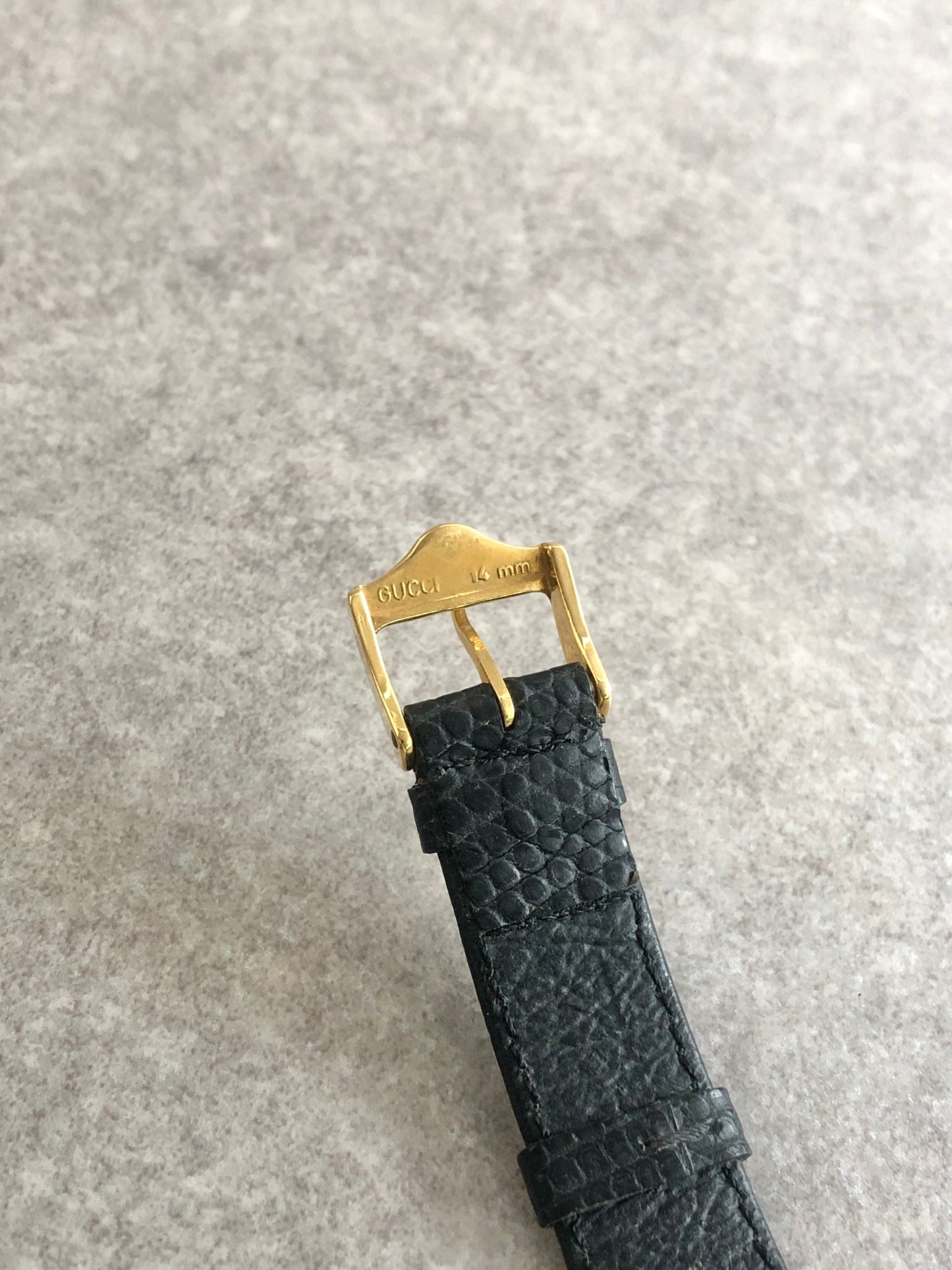 GUCCI Watch Black×Gold Vintage x7vvmr
