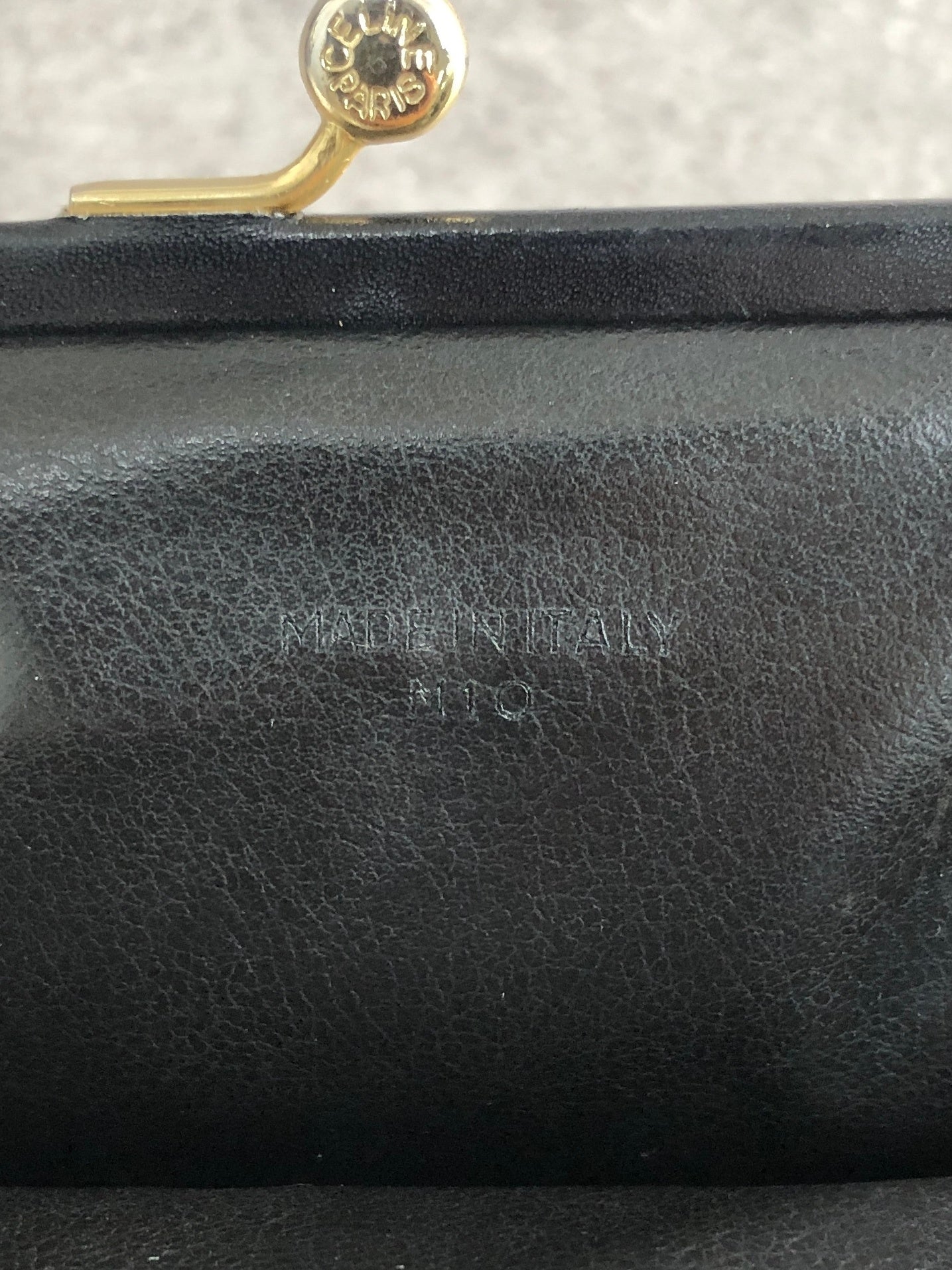 CELINE Logo Metal Clasp Coin Purse Black Vintage z4abfu