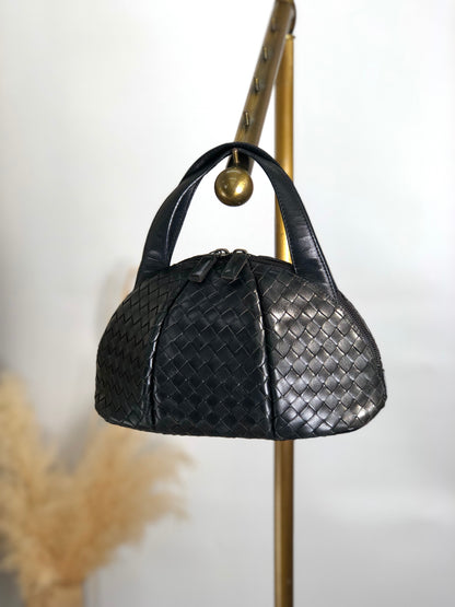 Bottega Veneta Intrecciato Round Handbag Black Vintage dp7fw3