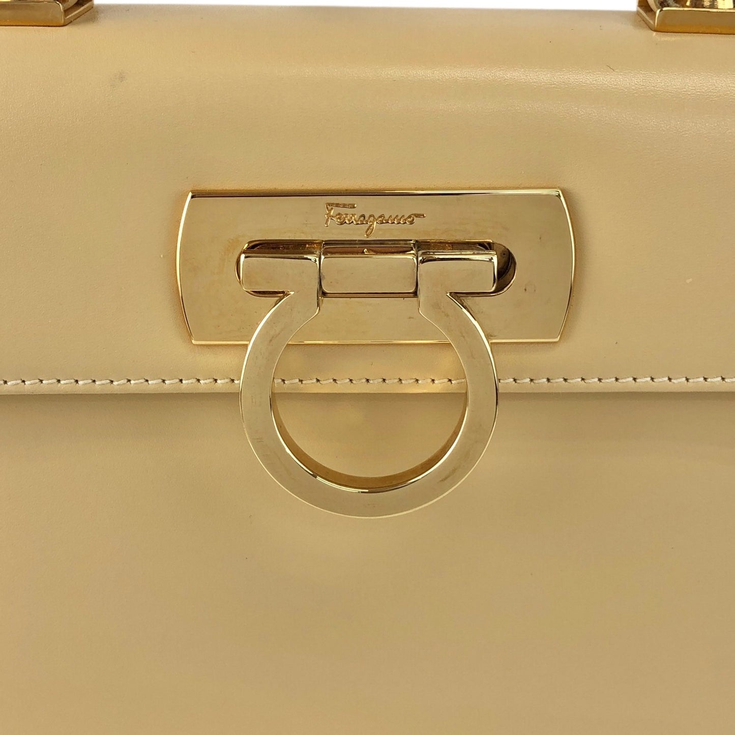 Salvatore Ferragamo Gancini Two-way Small Handbag Shoulder bag Beige Vintage xcu7ry