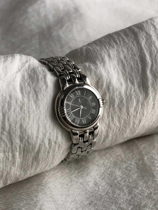 Yves Saint Laurent YSL Logo Quartz Watch Silver Vintage h6kph8