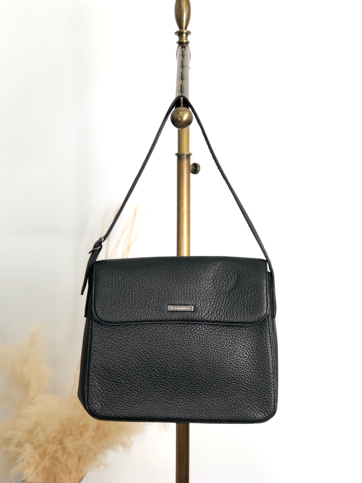 Yves Saint Laurent Logo Shoulder bag Black Vintage sivry5