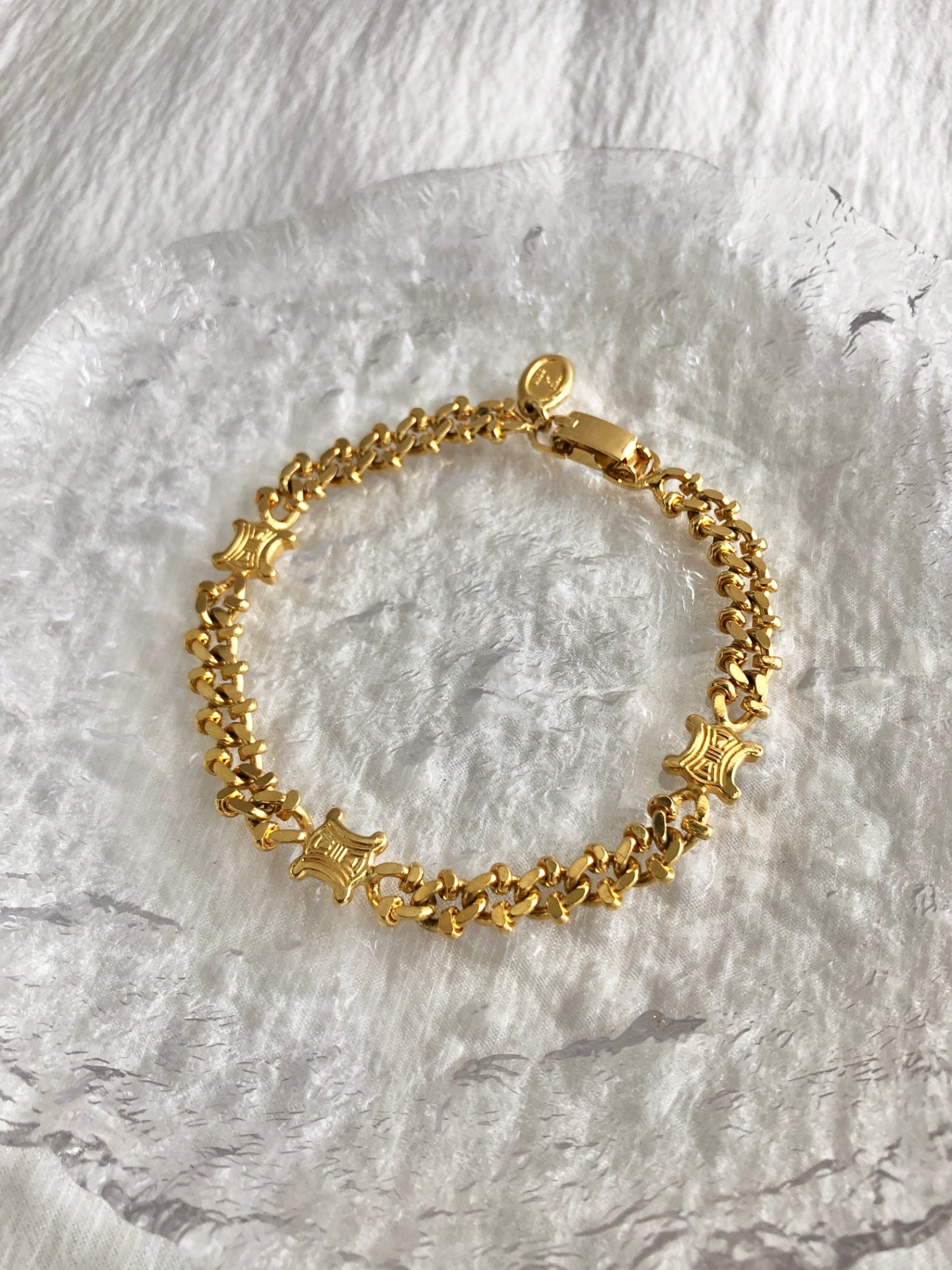 CELINE Blason Bracelet Gold Vintage dev4x7