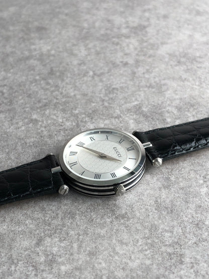 GUCCI Sherry Line Watch Silver×Black 2040Ｍ Vintage asvi62