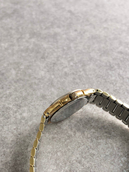 Yves Saint Laurent YSL Logo Quartz Watch Silver 190752 Vintage 7t3eus
