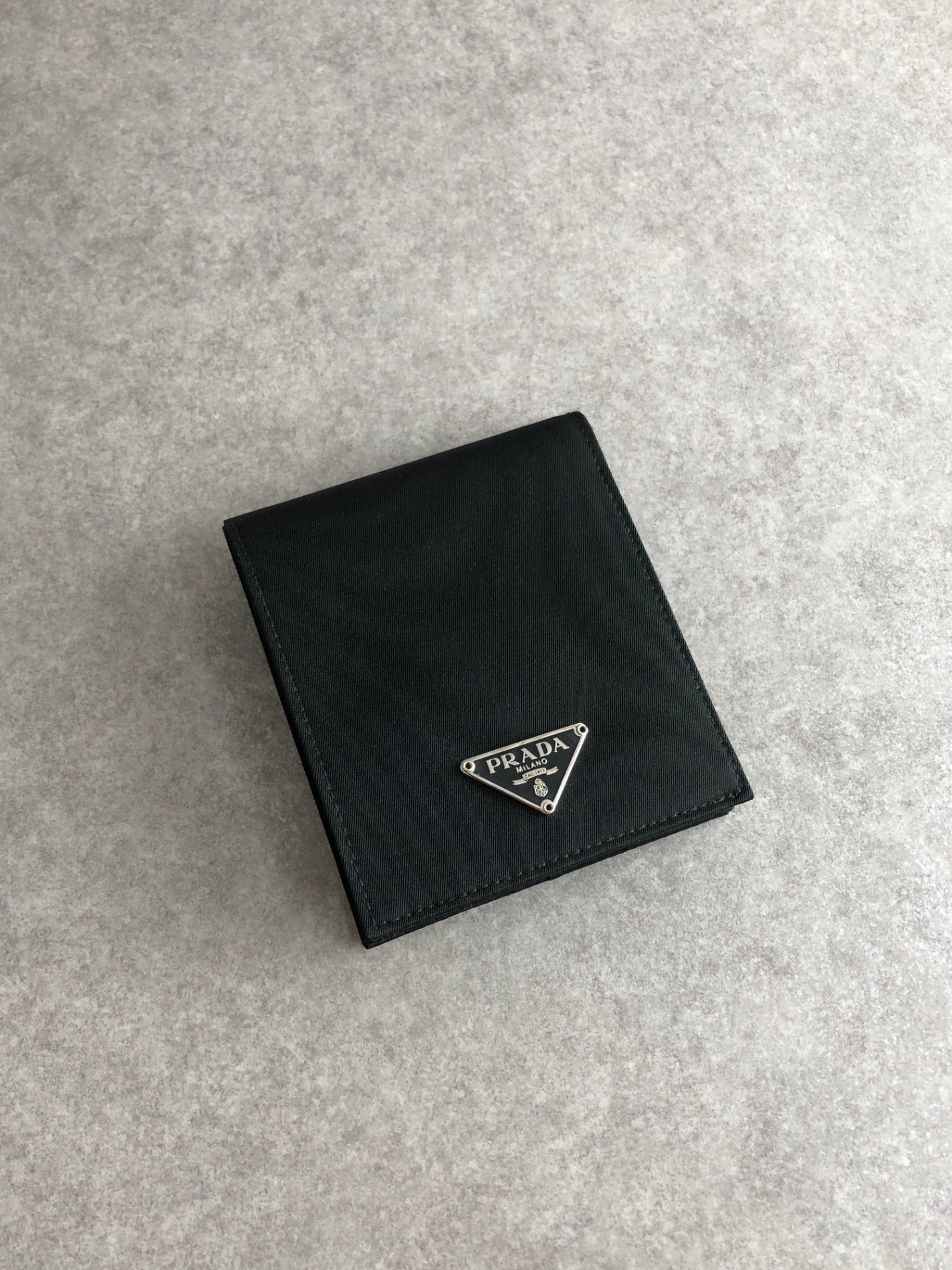 Vintage PRADA | VintageShop solo