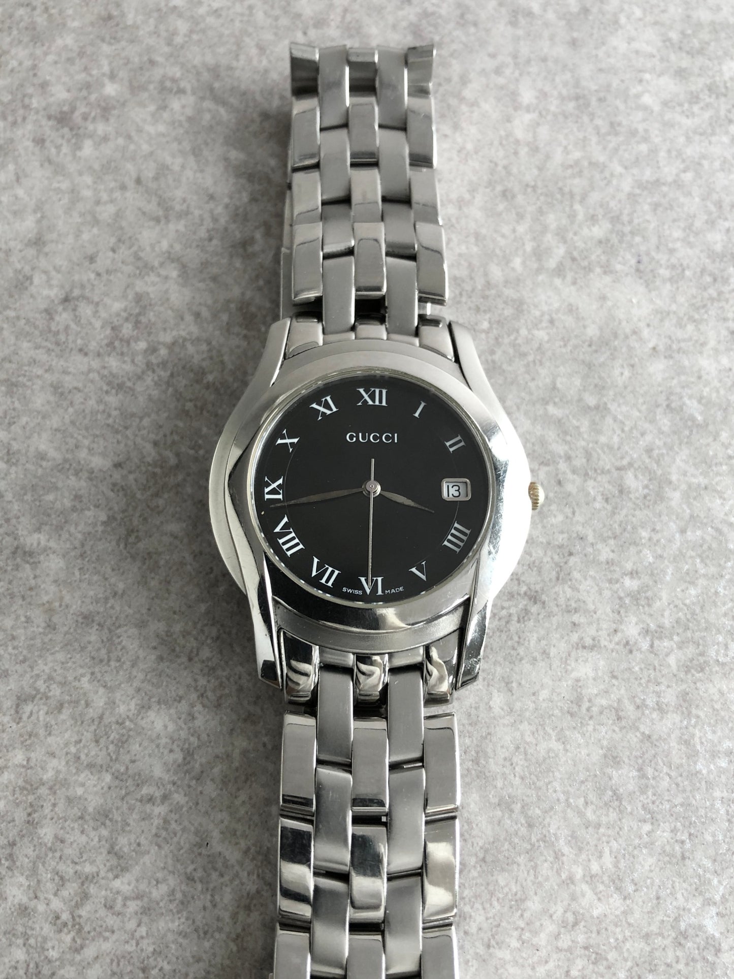 GUCCI Logo Quartz Watch Silver×Black 5500M Vintage cuwdx2
