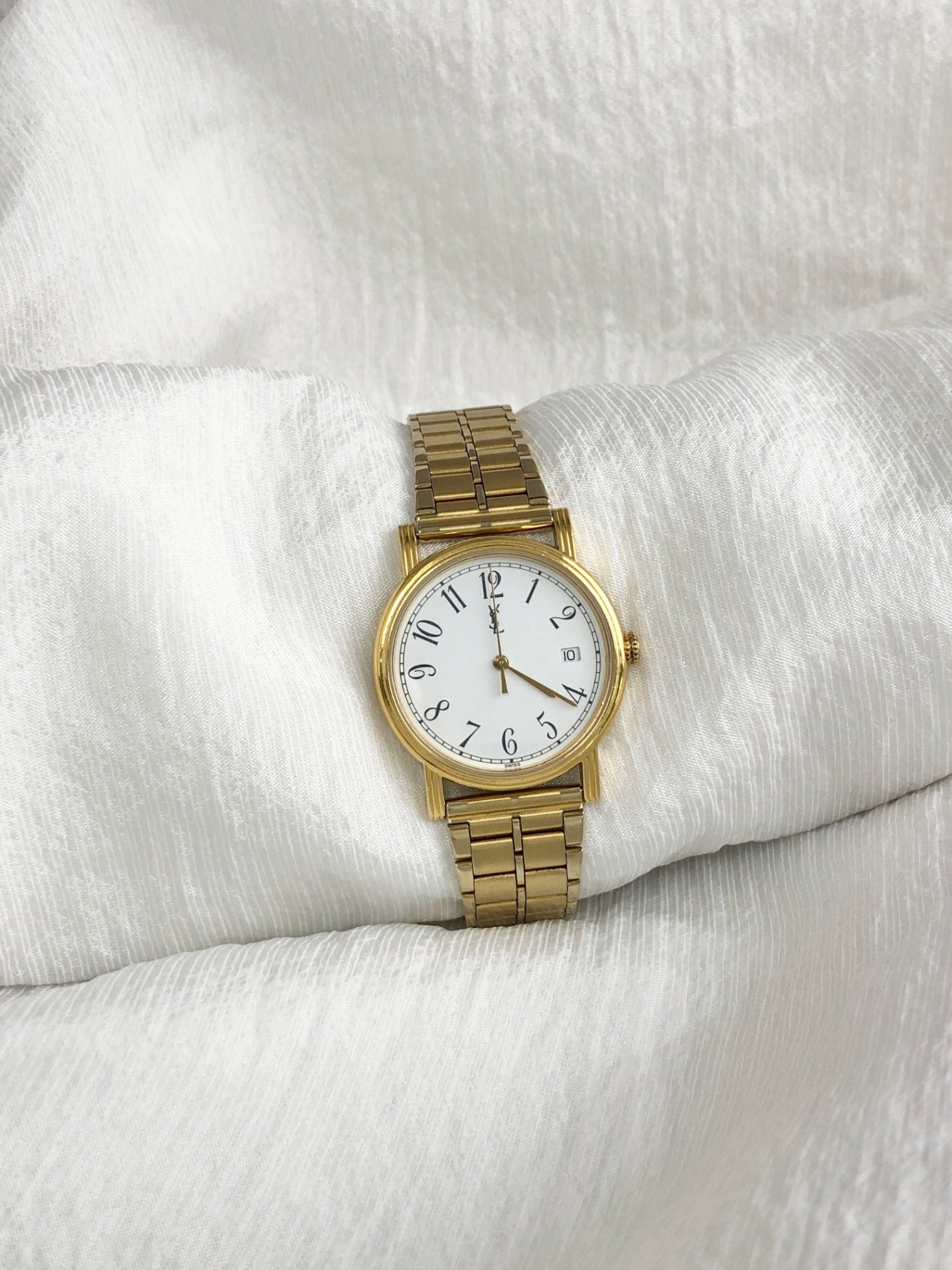 Yves Saint Laurent YSL Logo Watch Gold Vintage fs4ma2