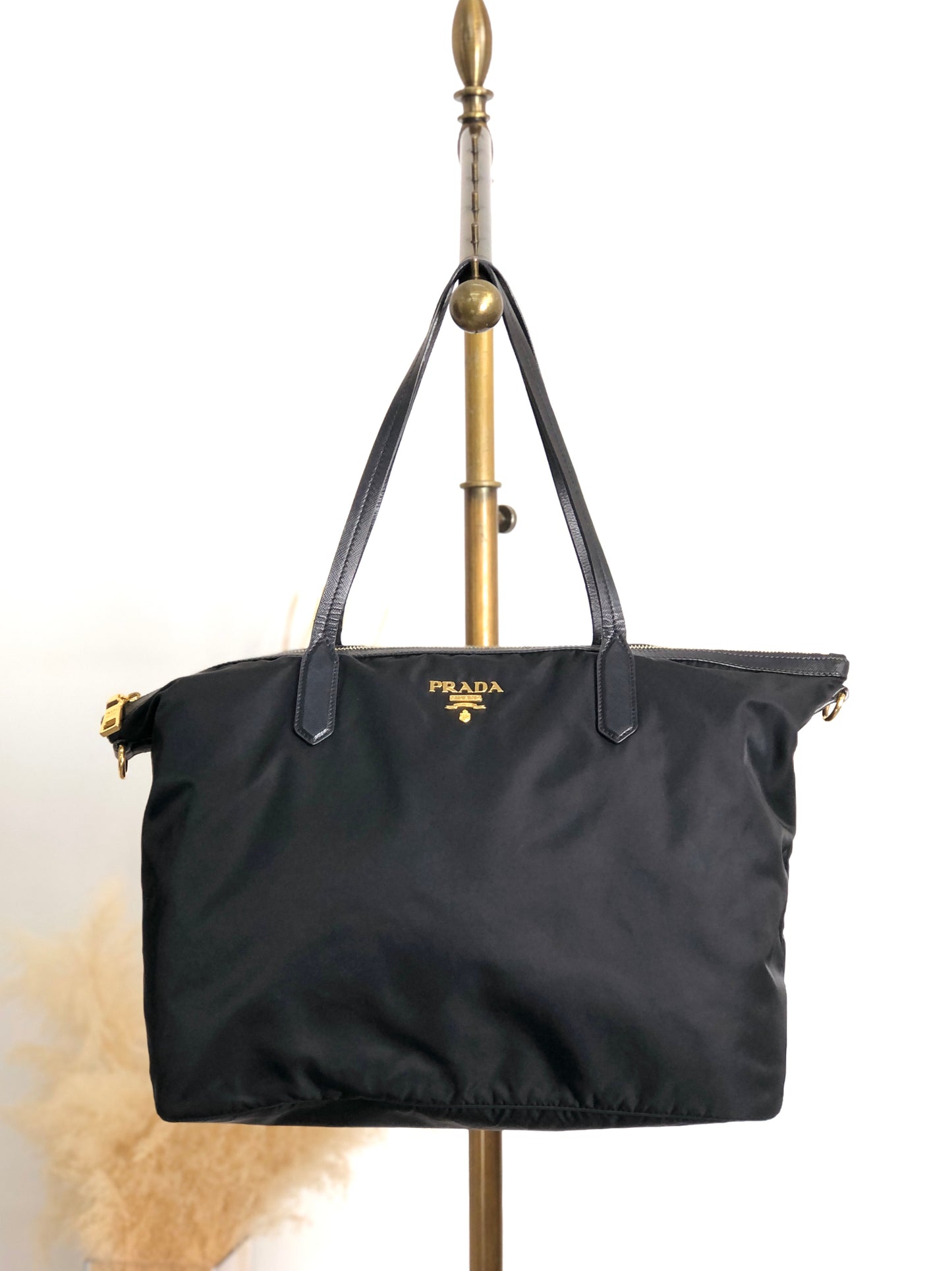 PRADA Logo Totebag Black Vintage dvcviv
