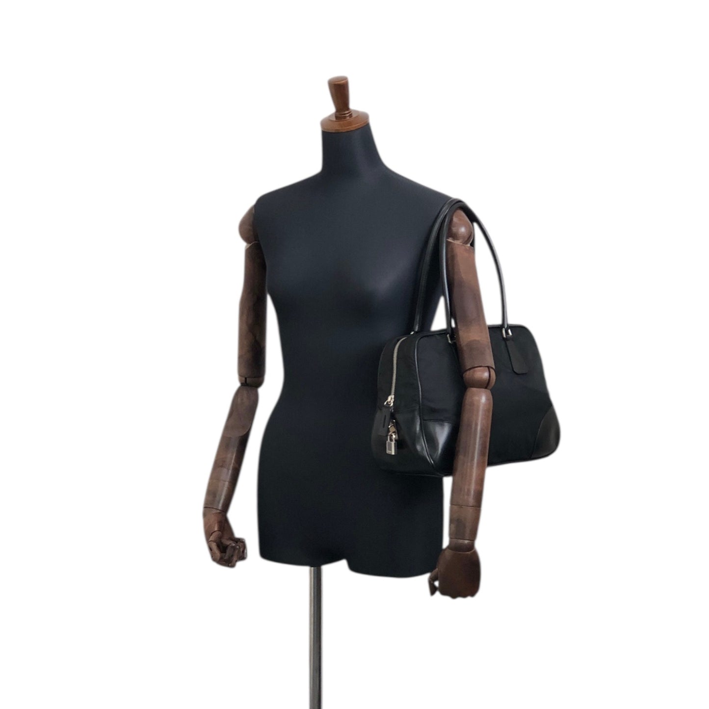 PRADA 三角形標誌小號波士頓包手提包黑色復古 djrwbv