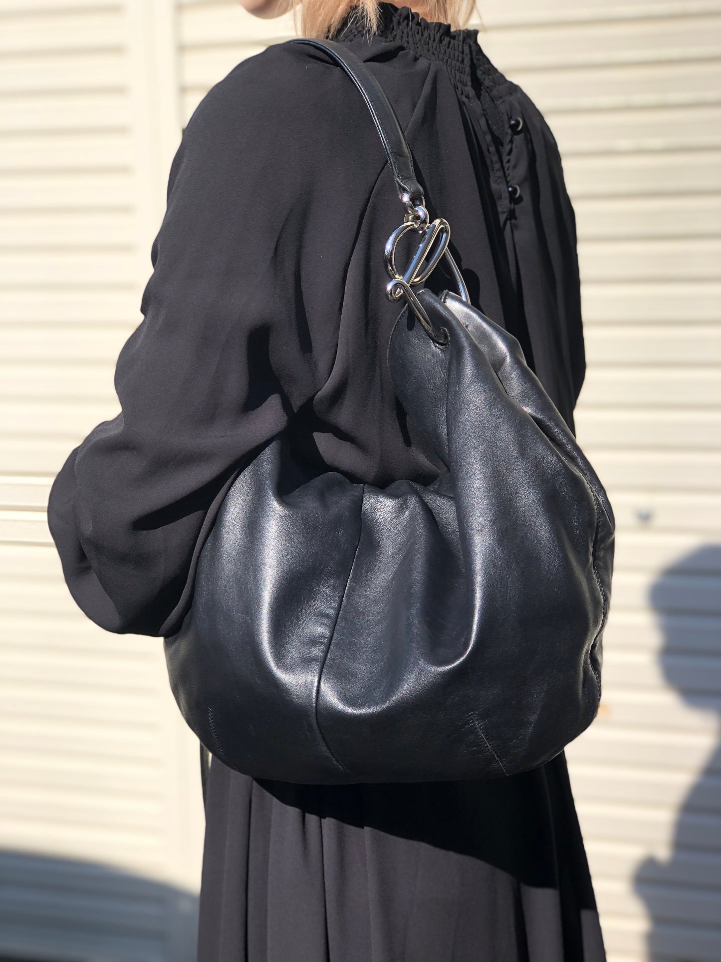 LOEWE Shoulder bag Hobobag Black Vintage a5i6ns