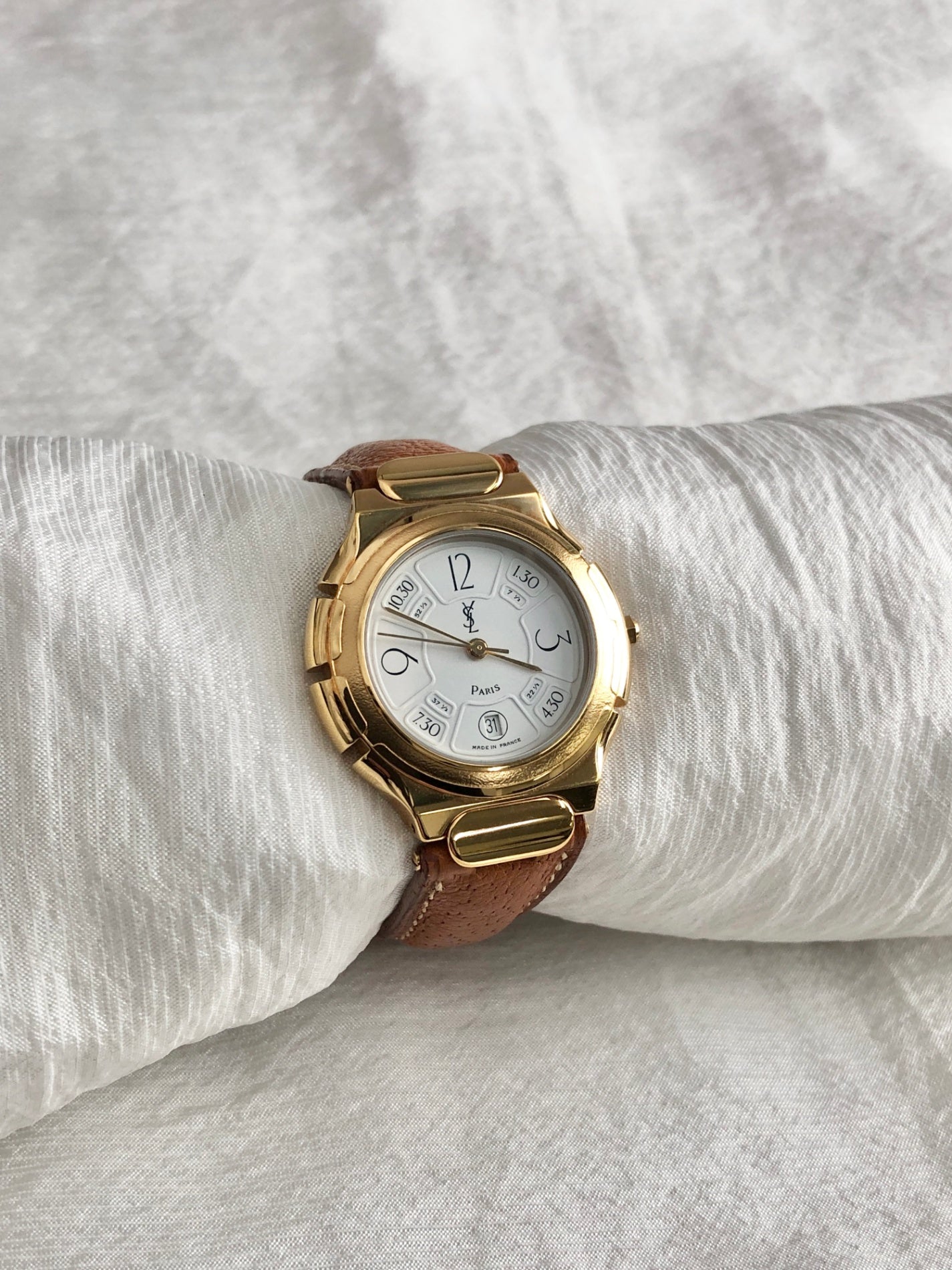 Yves Saint Laurent YSL Logo Quartz Watch Gold×Brown 518731 Vintage mmjgay