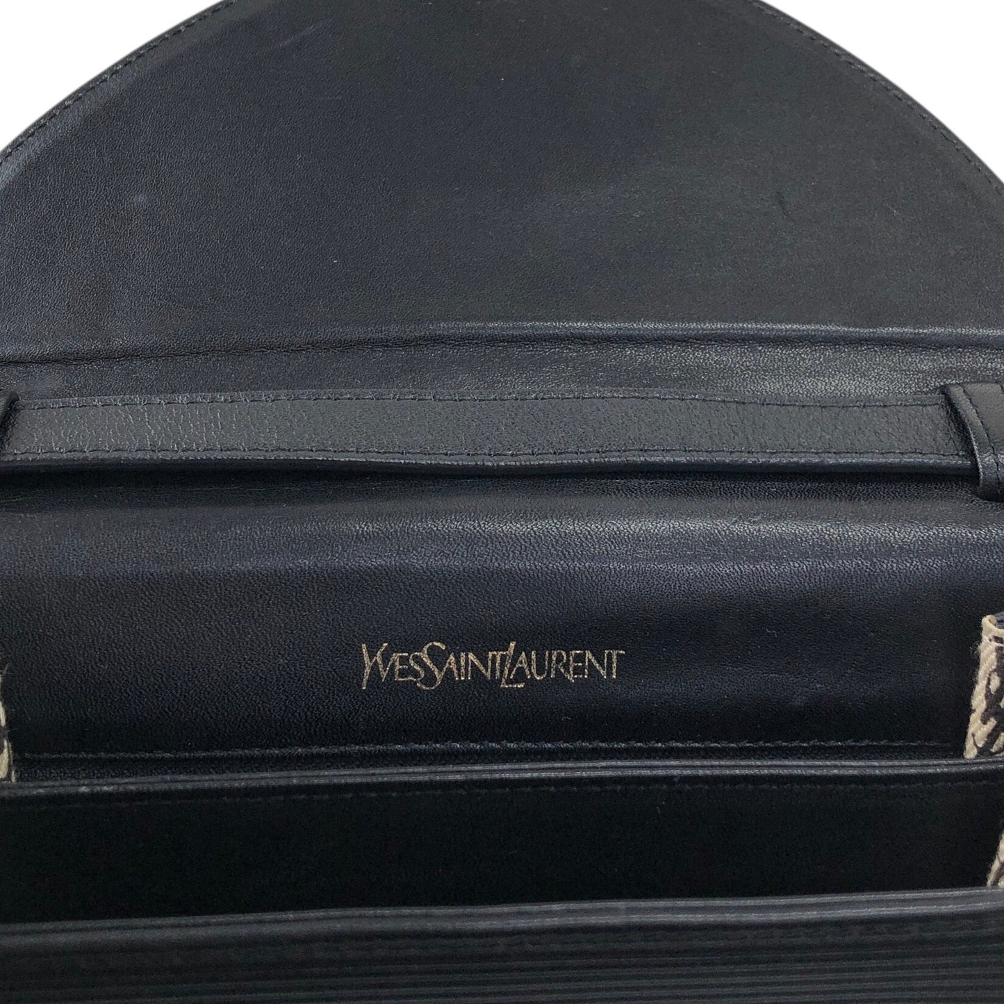 Yves Saint Laurent YSL Logo Shoulder bag Black Vintage 4x4vtu