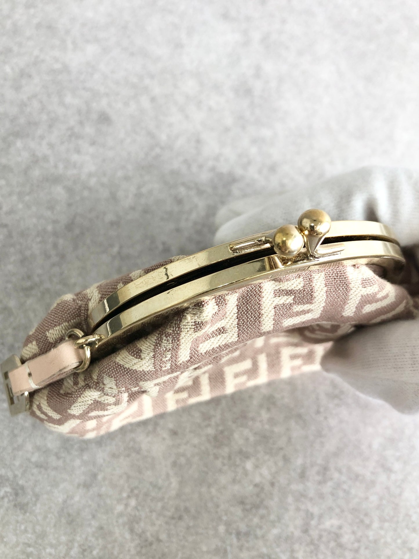 FENDI Zucca Logo Metal Clasp Coin Purse Brown Vintage vawx3g