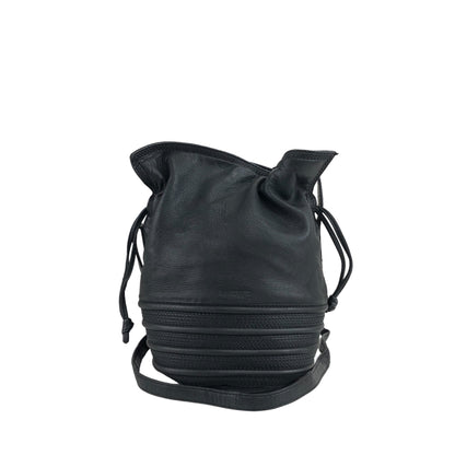 LOEWE Logo Drawstring Shoulder bag Black Vintage zu2rww