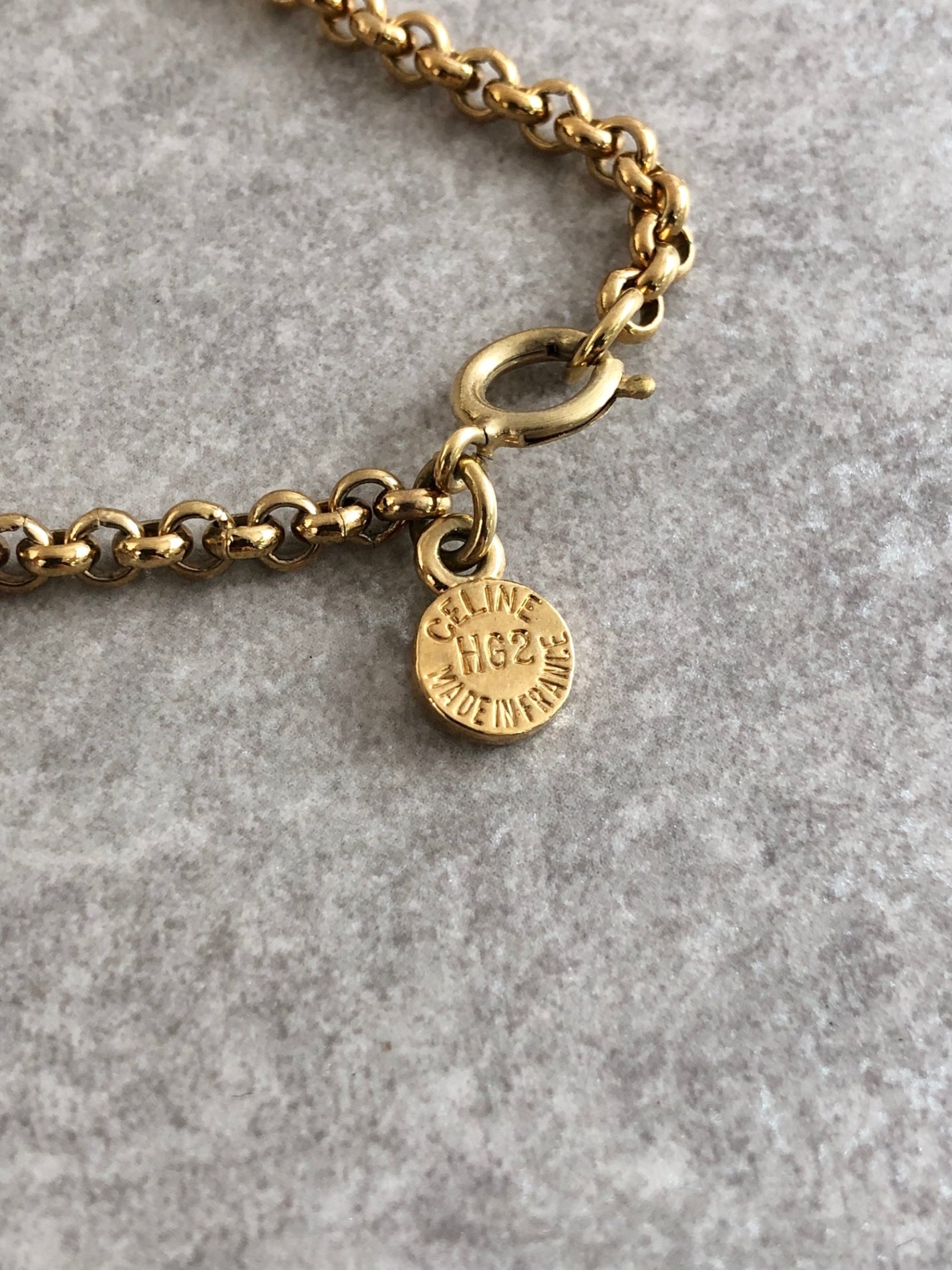 CELINE Circle Logo Bracelet Gold Vintage zwtb5m