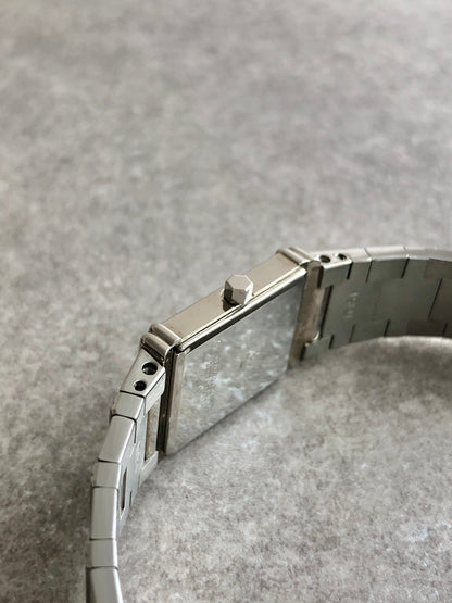 Yves Saint Laurent YSL Logo Quartz Watch Silver 2200-221362 Vintage nbbdz8