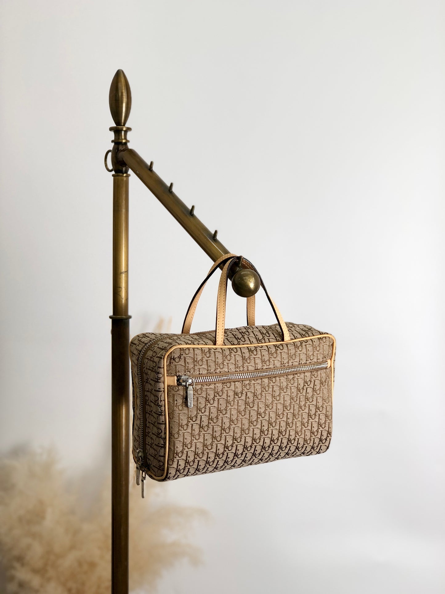 Christian Dior Street Chic Handbag Beige Vintage y2pv6w
