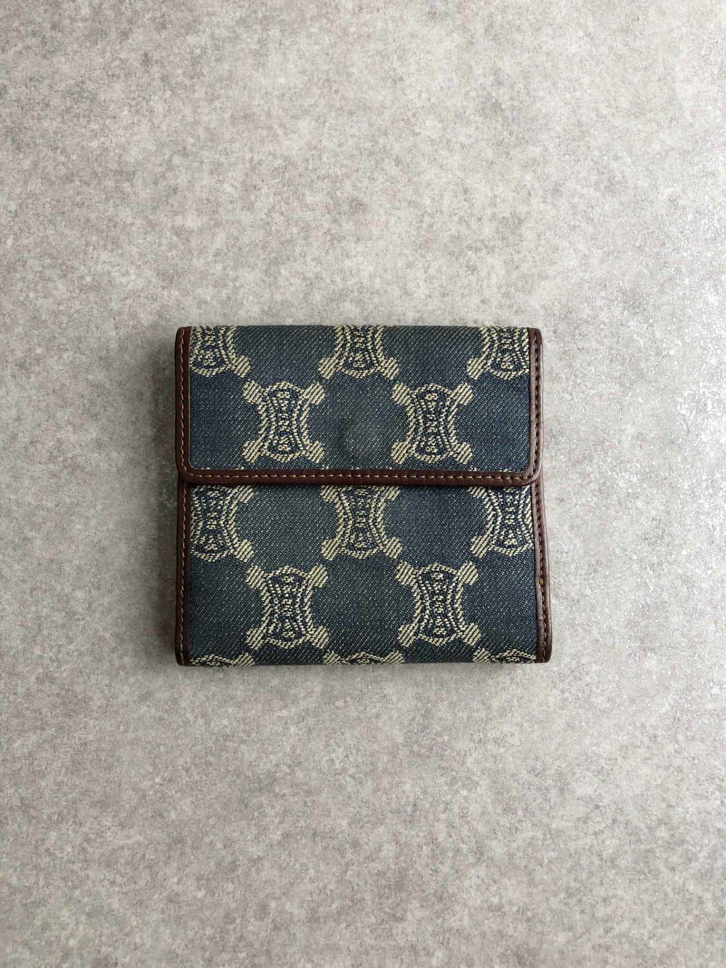 CELINE Paris Macadam Folded Wallet Indigo Vintage zbp5r8