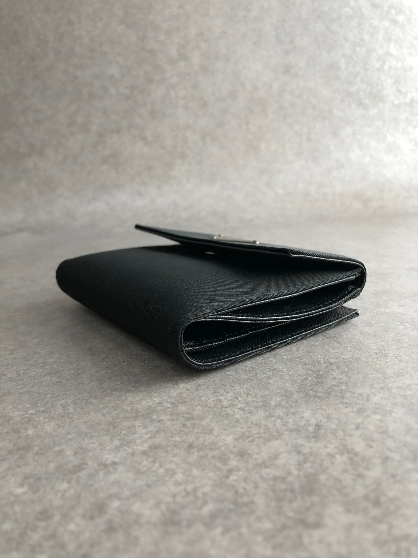 PRADA Tessuto Triangle Logo Trifold Wallet Black Vintage 6bx7gk