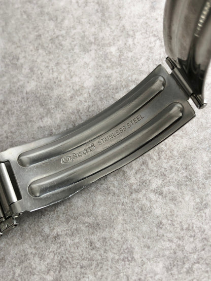 Yves Saint Laurent YSL Logo Quartz Watch Silver 4625-E67722 Vintage cuai7i