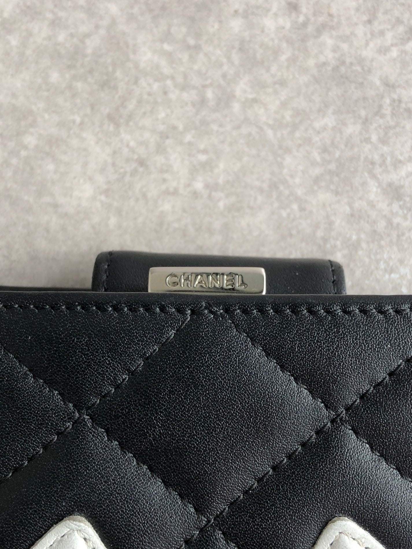 CHANEL Coco Mark Folded Wallet Black Vintage bggtt6