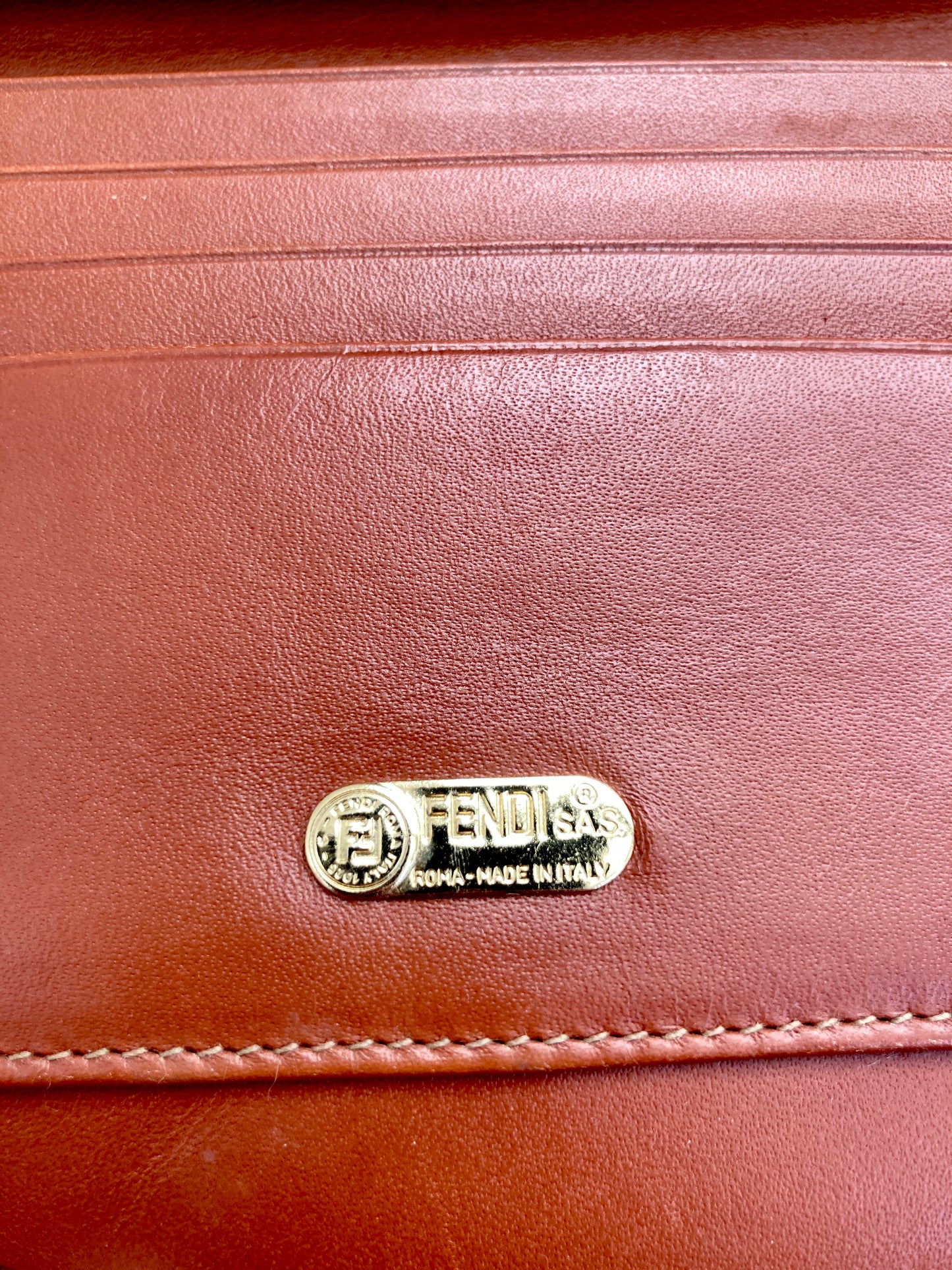 FENDI Pecan Folded Wallet Brown Vintage 7s3be8