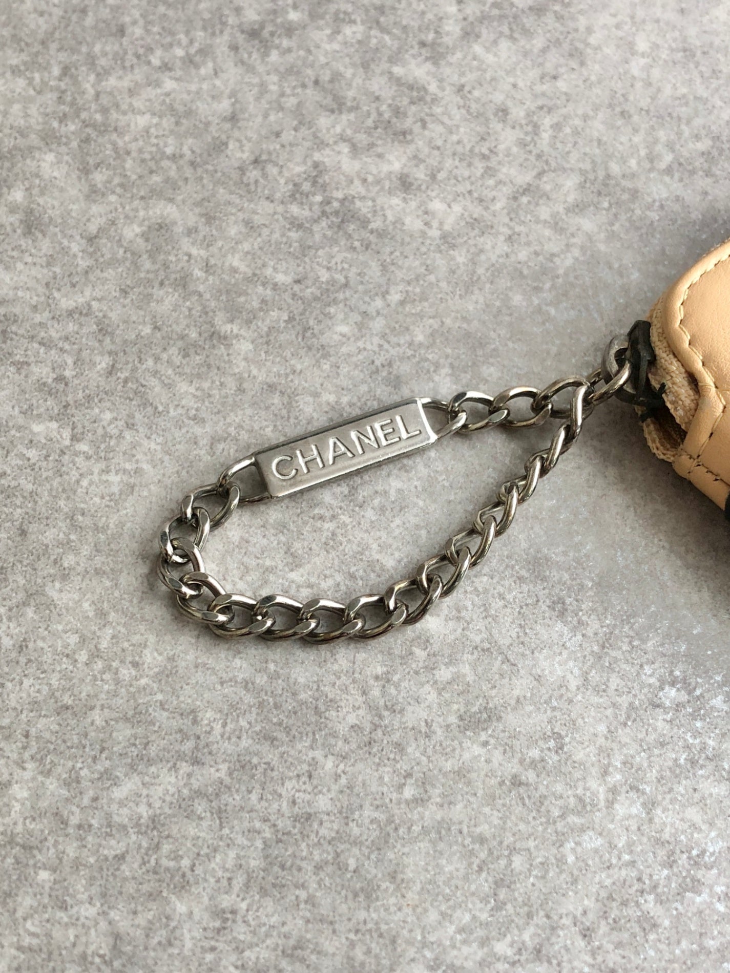 CHANEL Coco Mark Handbag Pouch Beige Vintage p5gycv