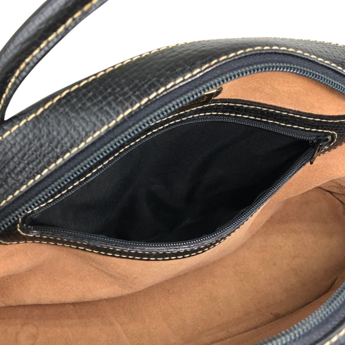 LOEWE Logo Embossed Handbag Black Vintage xuiewb