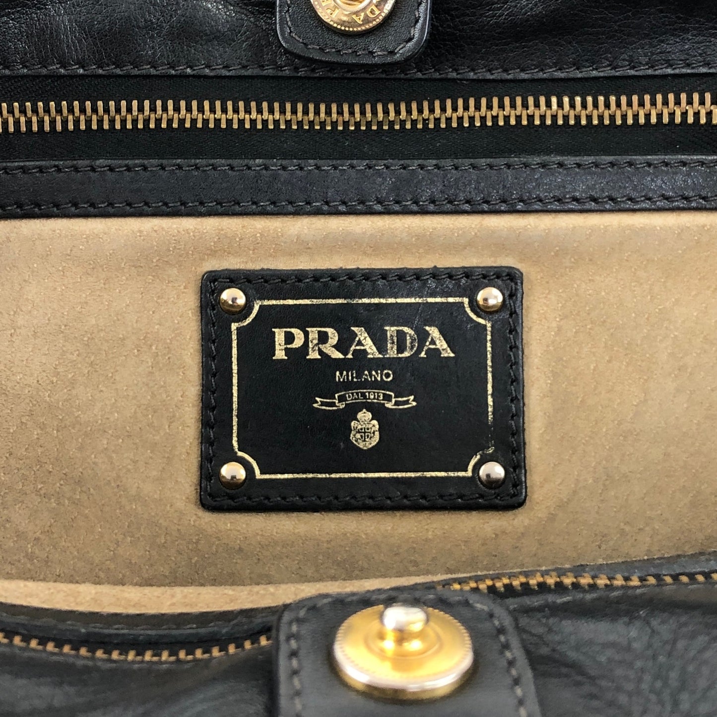 PRADA Logo Front Pocket Handbag Black Vintage gkw2r3