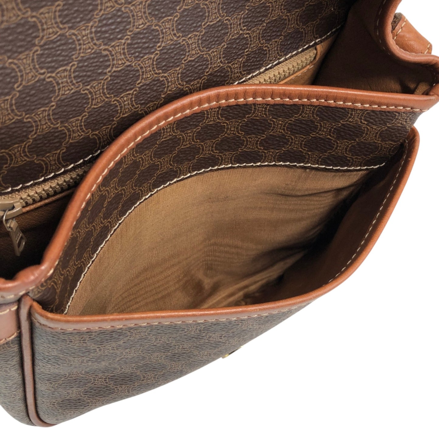 CELINE Macadam Blason Front Buckle Shoulder bag Brown Vintage ketsrv