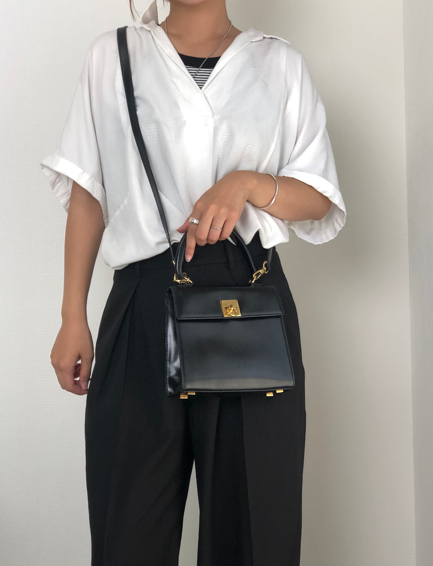 CELINE Gancini Chain Two-way Handbag Shoulder bag Black Vintage ydzyn7