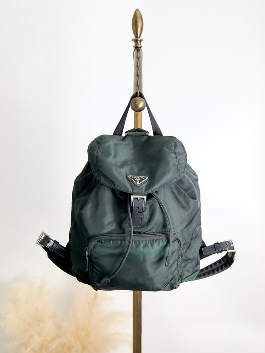 PRADA Tessuto Triangle Logo Bucket bag Green Vintage nxdhfi