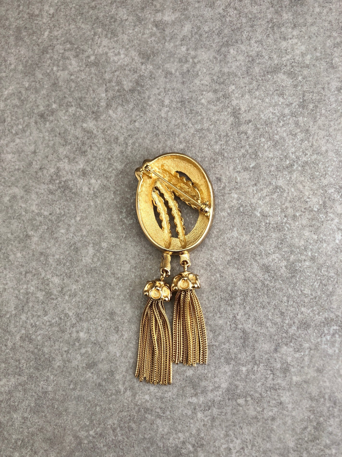 Christian Dior Tassel Brooch Gold Vintage watr47