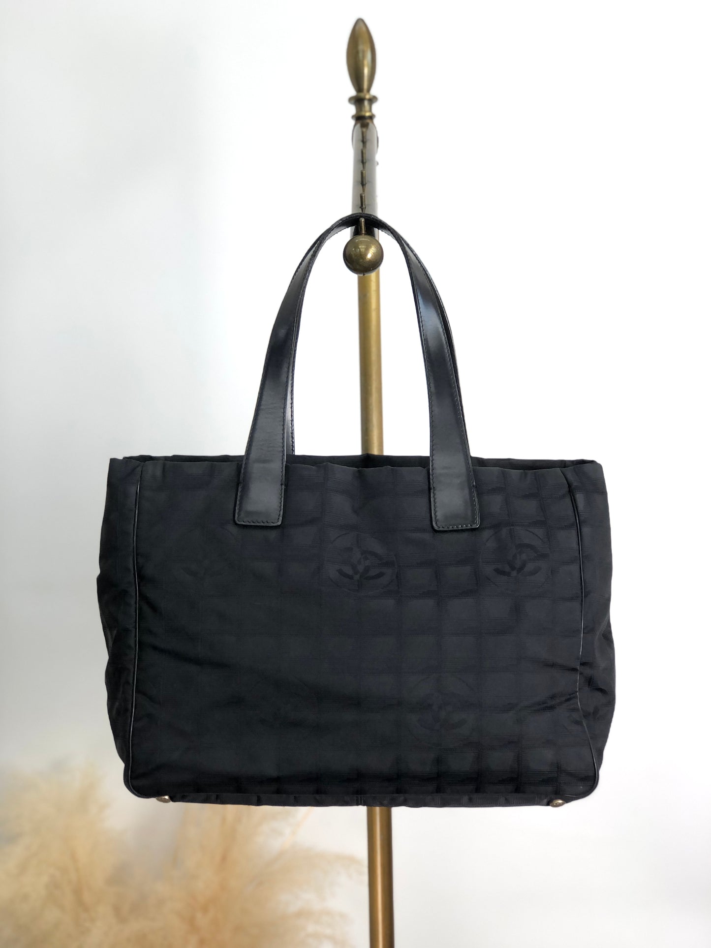 CHANEL New Travel Line Totebag Black Vintage 37n7zy