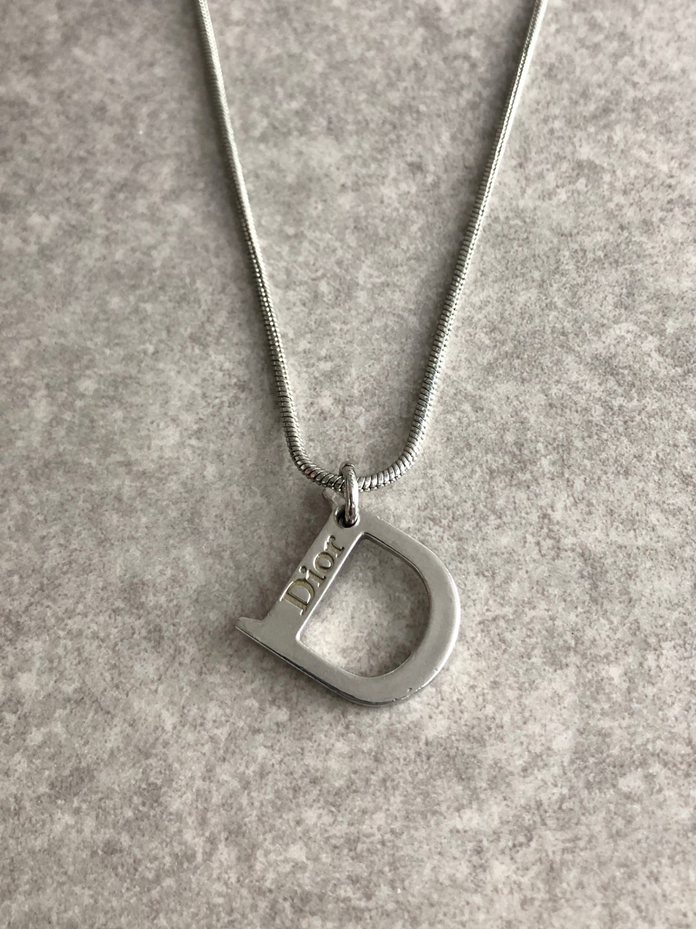 Christian Dior D Motif Necklace Silver Vintage j4vcit