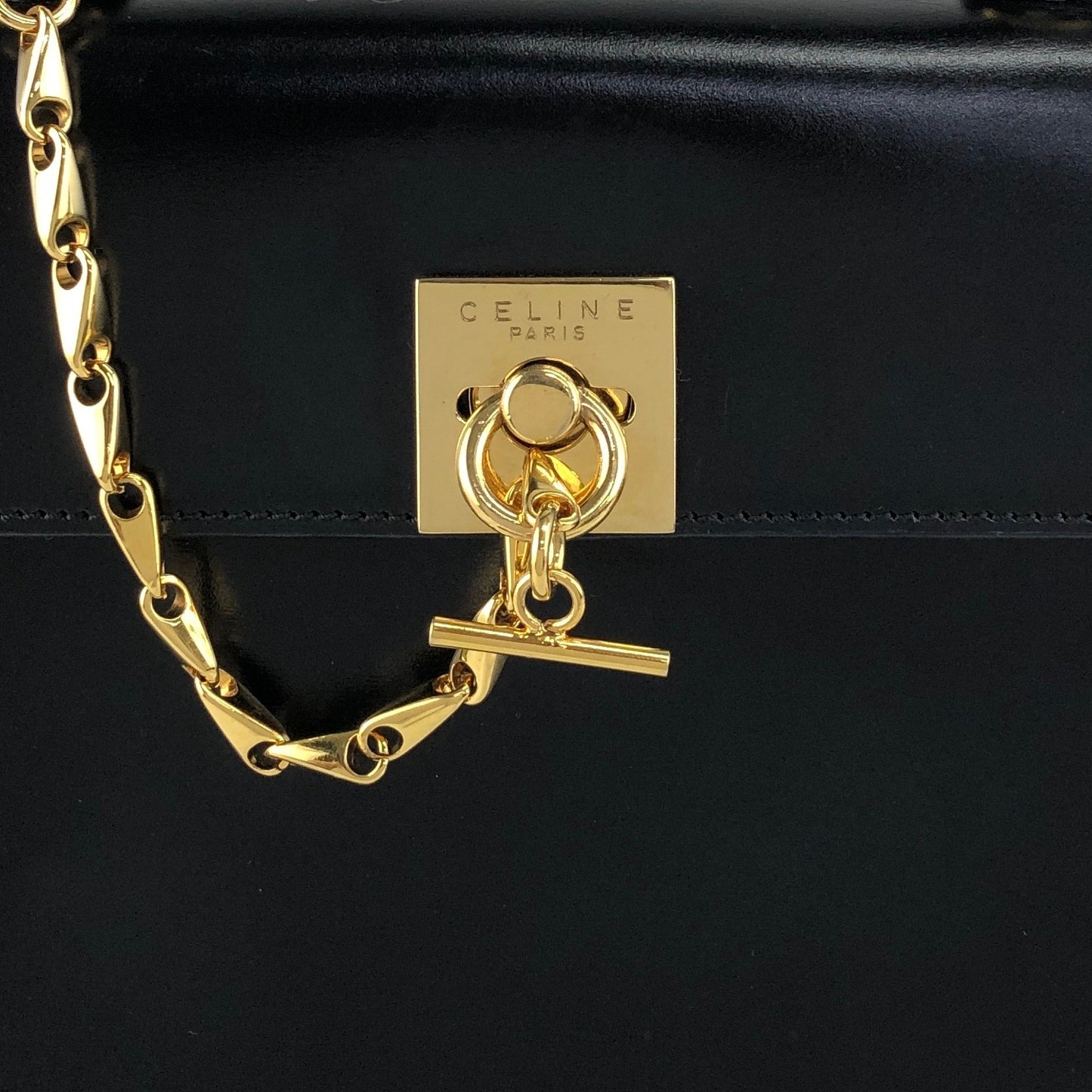 CELINE Gancini Chain Two-way Handbag Shoulder bag Black Vintage ydzyn7