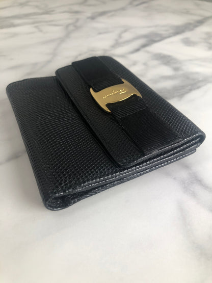 Salvatore Ferragamo Vala Trifold Wallet Black Vintage 82dxjg